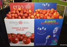 New display from Rainier Fruit. These displays are fully customizable and customers can choose the graphics. The display in the photo contains graphics of both Envy and Jazz apples in one.